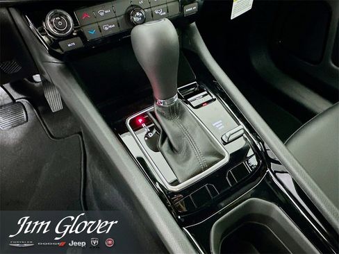 New 2026 Jeep Compass Latitude image 34