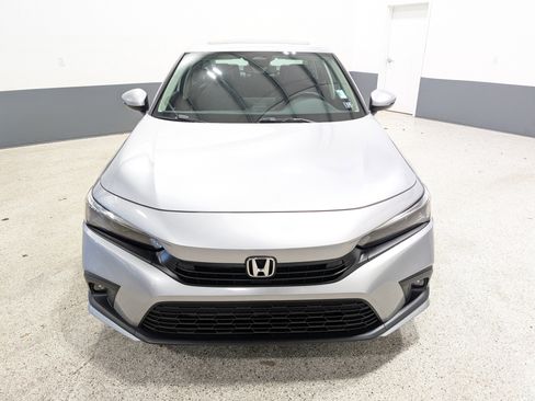 Used 2022 Honda Civic Touring image 8