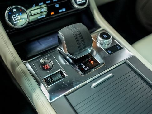 Used 2025 Jaguar F-PACE R-Dynamic S image 51