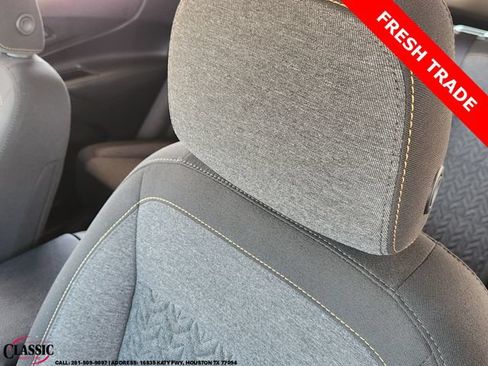 Used 2023 Chevrolet Equinox LT FWD image 24