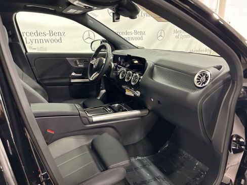New 2026 Mercedes-Benz GLA 250 4MATIC image 11