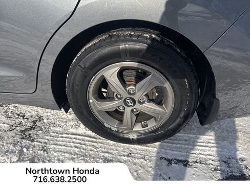 Used 2018 Hyundai Elantra ECO image 12