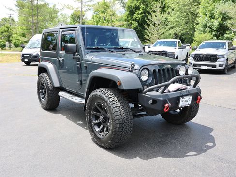 Used 2016 Jeep Wrangler Sport w/ Quick Order Package 24S AWD/4WD image 1
