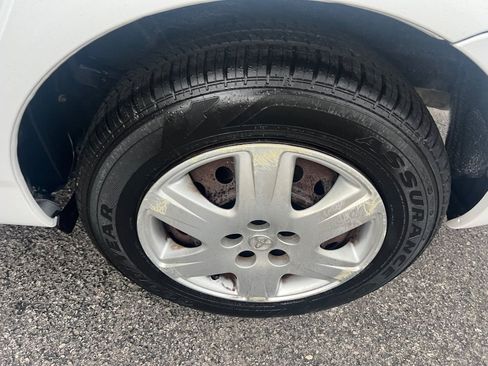 Used 2007 Toyota Corolla LE w/ Audio Value Pkg FWD image 32