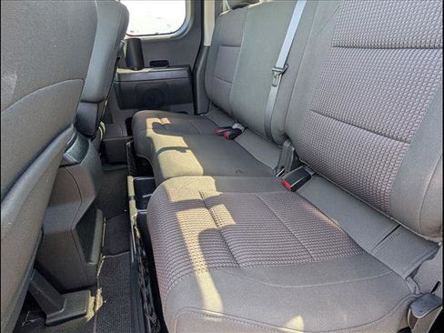 Used 2010 Nissan Titan SE w/ SE Value Truck Pkg RWD image 11
