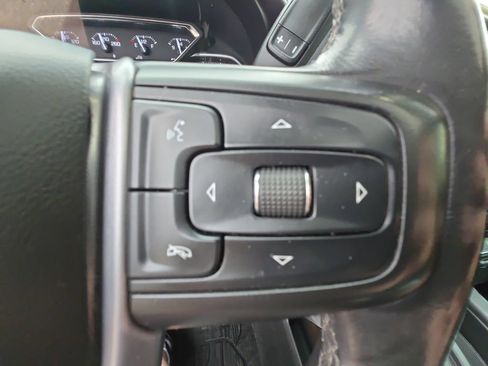 Used 2019 GMC Sierra 1500 SLT w/ SLT Premium Plus Package AWD/4WD image 19