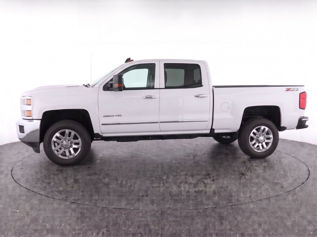 Used 2019 Chevrolet Silverado 3500 LT w/ LT Convenience Package AWD/4WD image 5