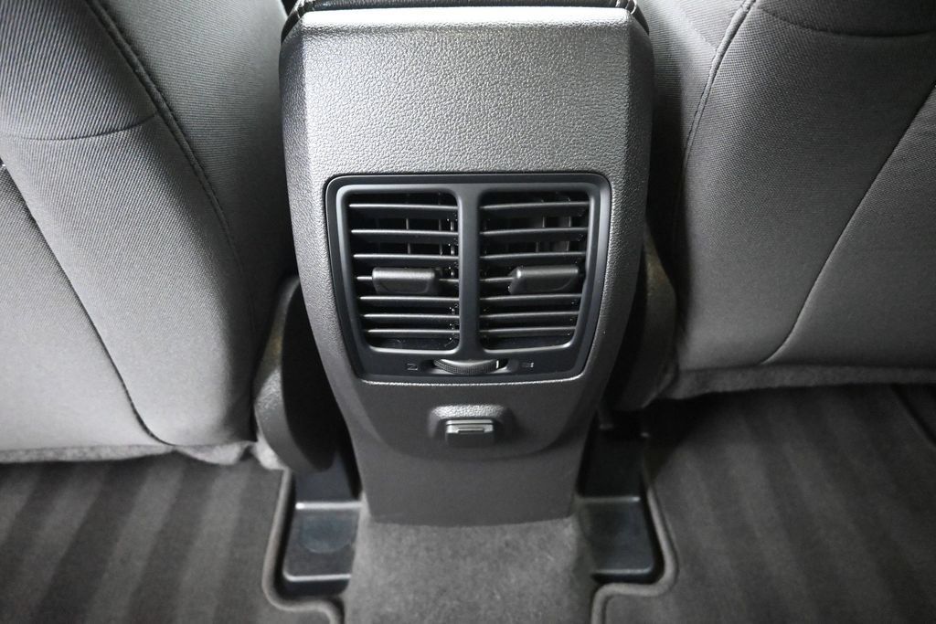 Used 2017 Ford Escape SE AWD/4WD image 26