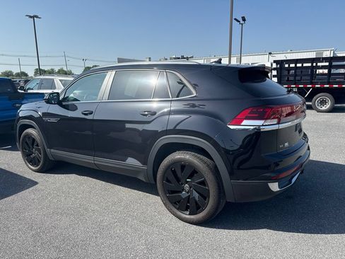 Used 2025 Volkswagen Atlas Cross Sport SE AWD/4WD image 3