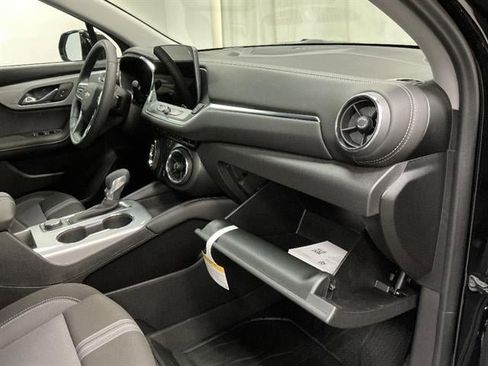New 2026 Chevrolet Blazer LT w/ LPO, Floor Liner Package AWD/4WD image 32
