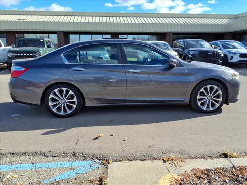 Used 2013 Honda Accord Sport image 6