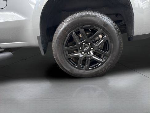 Used 2023 Chevrolet Silverado 1500 RST w/ Protection Package AWD/4WD image 8