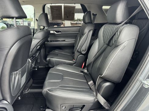 Used 2023 Hyundai Palisade Limited FWD image 30