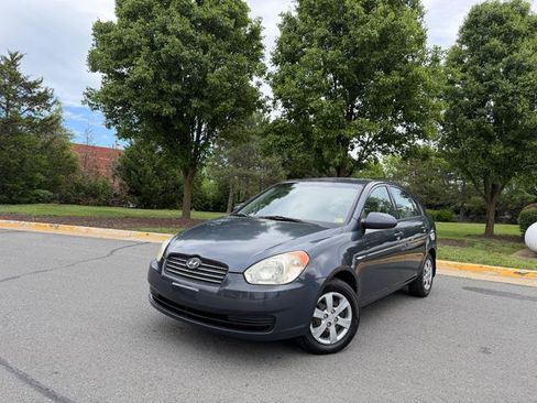 Used 2009 Hyundai Accent GLS FWD image 1