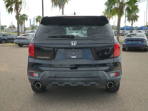 Used 2022 Honda Passport EX-L image 6