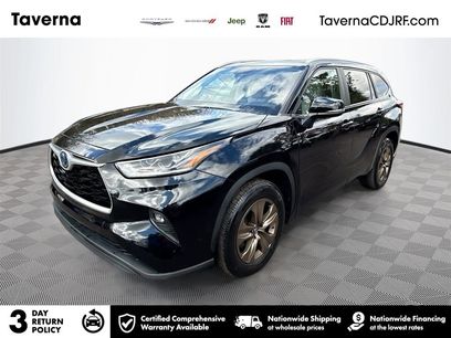 Used 2023 Toyota Highlander Bronze Edition