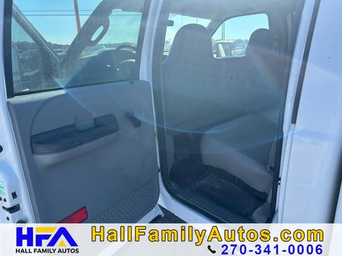Used 2006 Ford F350 XL image 13