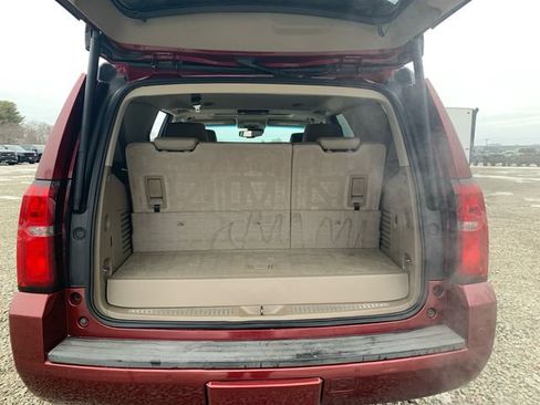 Used 2019 Chevrolet Tahoe LT image 13