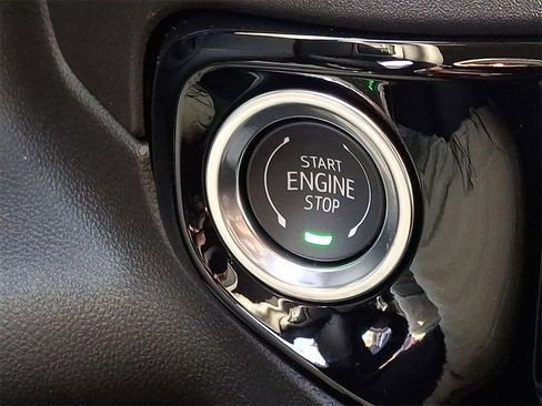 New 2026 GMC Sierra 1500 Elevation image 16