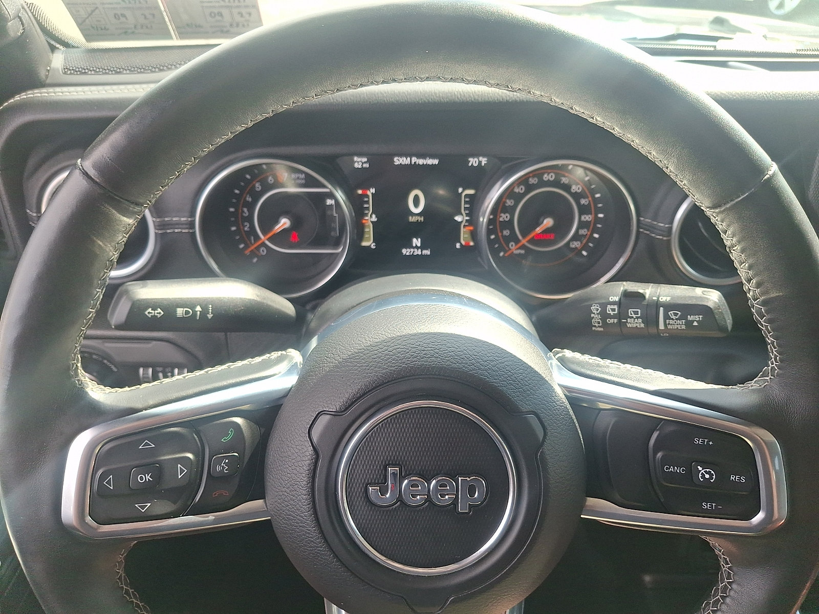 Used 2018 Jeep Wrangler Unlimited Sahara w/ LED Lighting Group AWD/4WD image 18