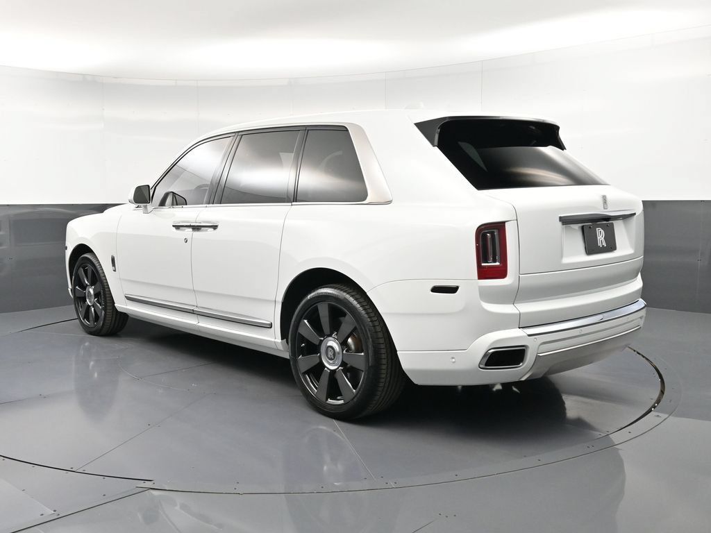 Certified 2019 Rolls-Royce Cullinan AWD/4WD image 3