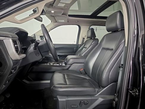 Used 2022 Ford Expedition XLT AWD/4WD image 15