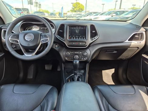 Used 2022 Jeep Cherokee Latitude Lux w/ Sun & Sound Group FWD image 16