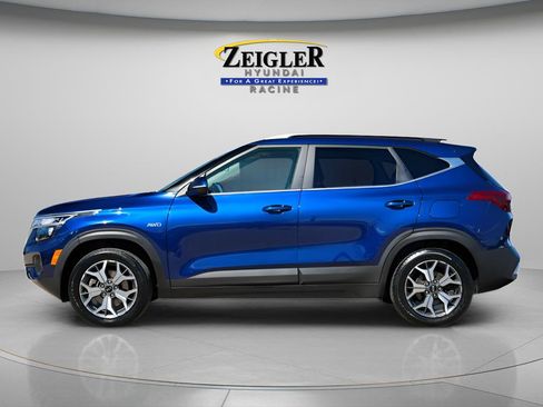 Used 2021 Kia Seltos EX AWD/4WD image 4