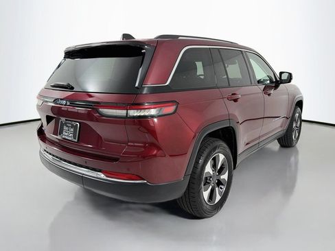 Used 2023 Jeep Grand Cherokee 4WD 4xe image 7