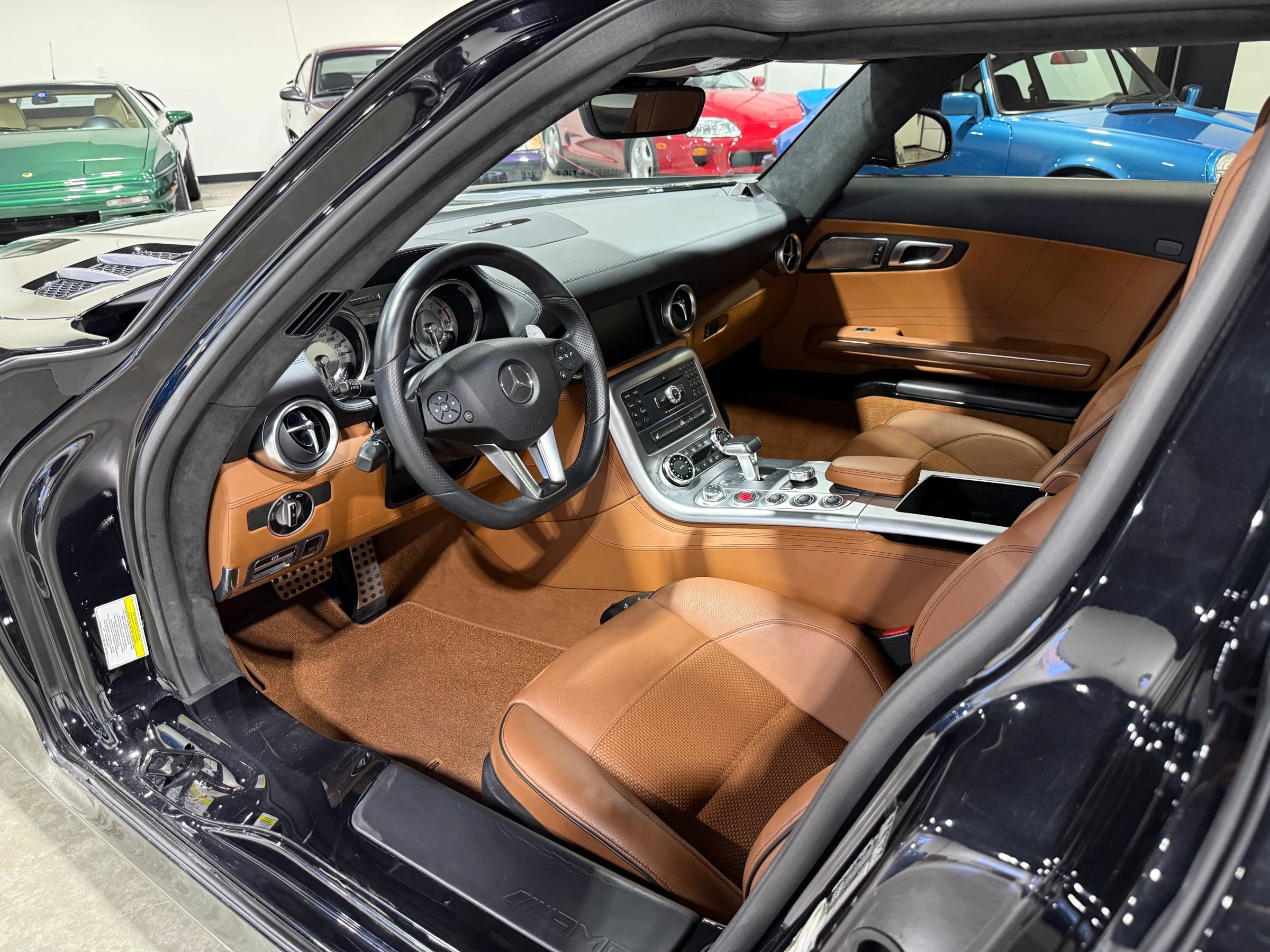 Used 2011 Mercedes-Benz SLS AMG Coupe image 47