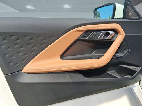 Used 2025 BMW 230i Coupe w/ Premium Package image 11