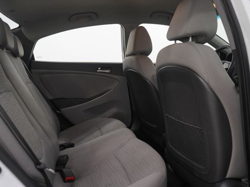 Used 2016 Hyundai Accent SE FWD image 12