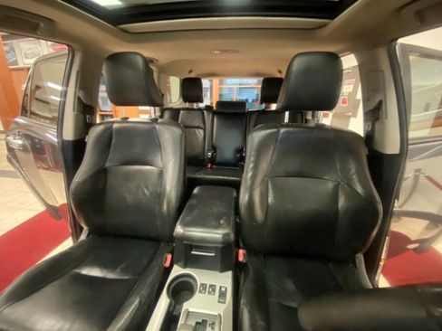 Used 2011 Toyota 4Runner Limited image 16