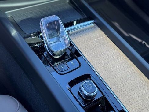 New 2026 Volvo XC60 B5 Plus w/ Protection Package Premier image 21