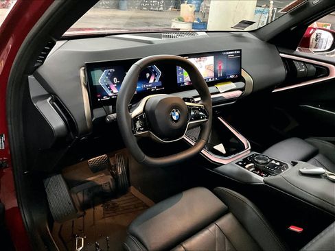 Certified 2025 BMW X3 xDrive30 w/ Convenience Package AWD/4WD image 16