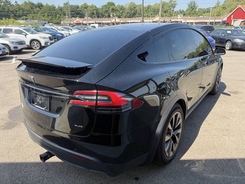 Used 2022 Tesla Model X Plaid AWD/4WD image 9