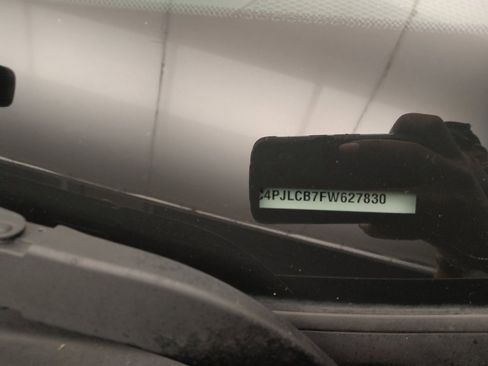 Used 2015 Jeep Cherokee Latitude FWD image 33