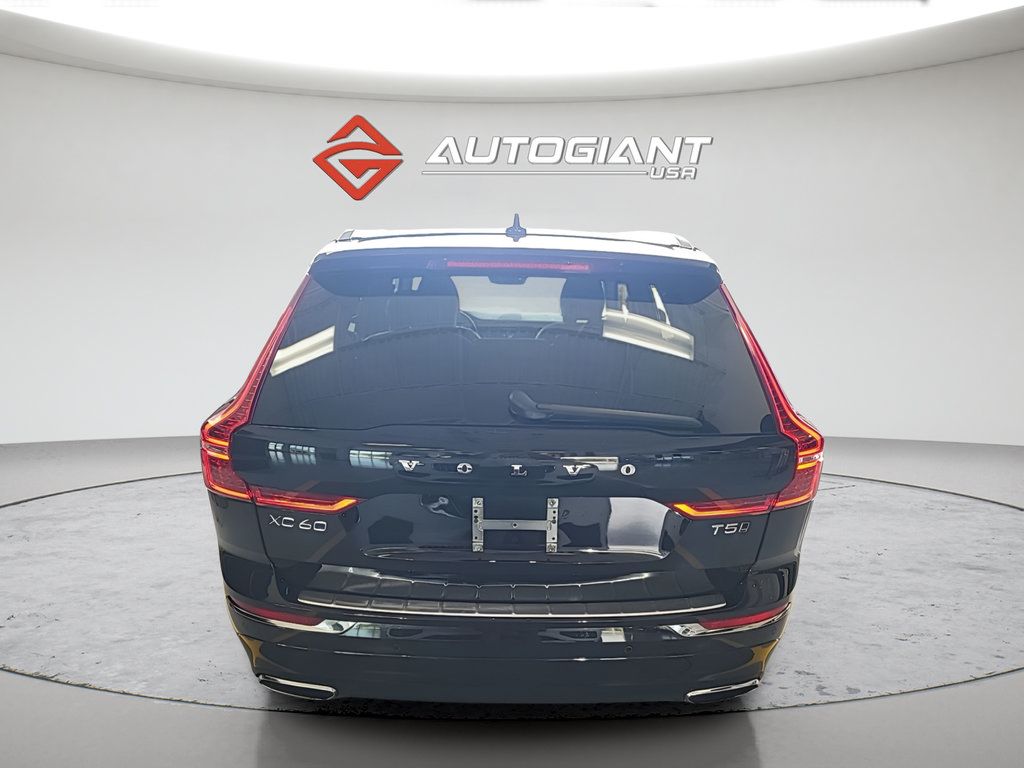 Used 2021 Volvo XC60 T5 Inscription AWD/4WD image 4