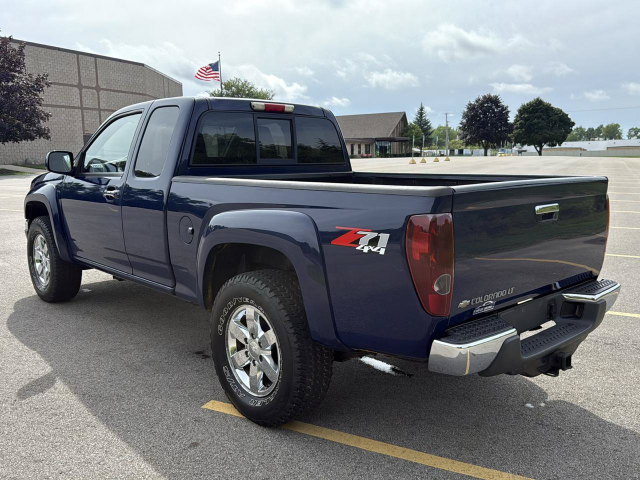 Used 2012 Chevrolet Colorado LT AWD/4WD image 7