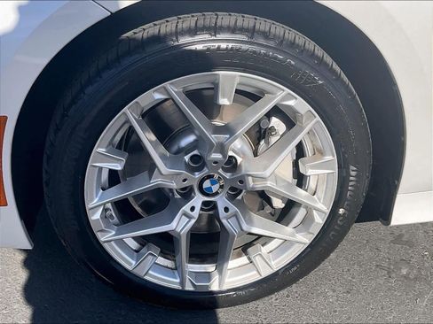 Used 2025 BMW 330i Sedan w/ M Sport Package RWD image 12