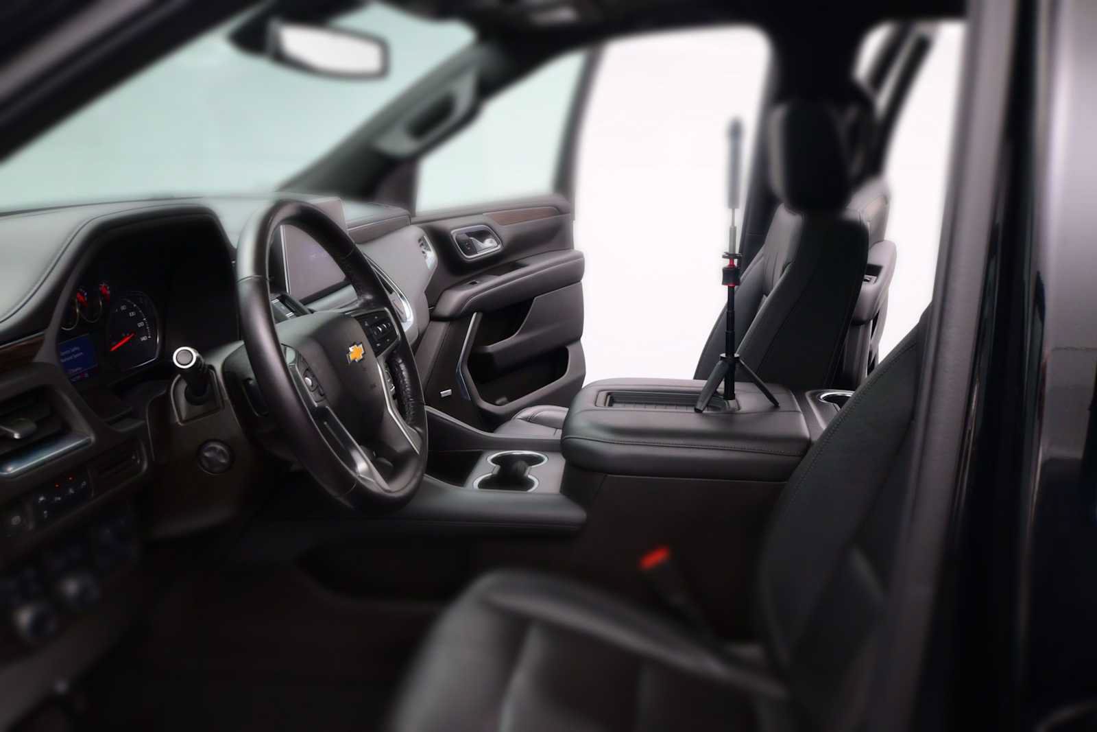 Used 2021 Chevrolet Tahoe LT w/ LT Signature Package AWD/4WD image 11