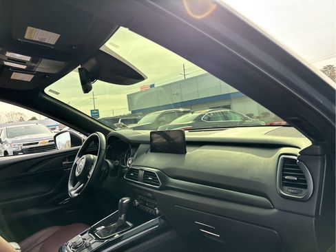 Used 2023 MAZDA CX-9 Carbon Edition image 28