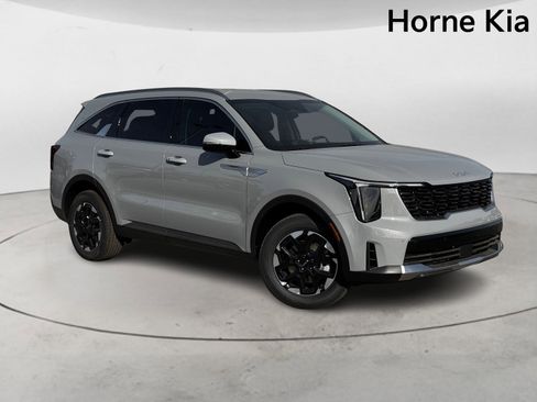 New 2026 Kia Sorento S image 2