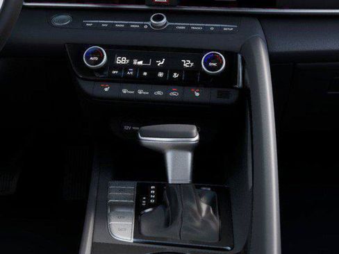 New 2026 Hyundai Elantra Limited FWD image 16