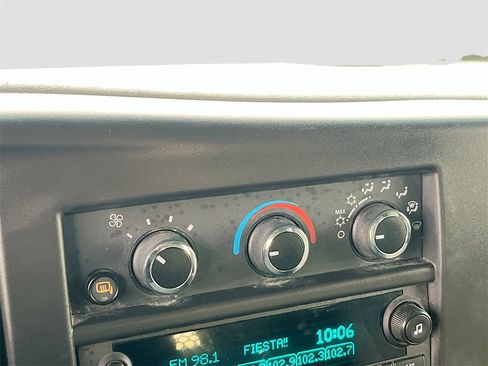 Used 2024 Chevrolet Express 2500 w/ Driver Convenience Package image 15