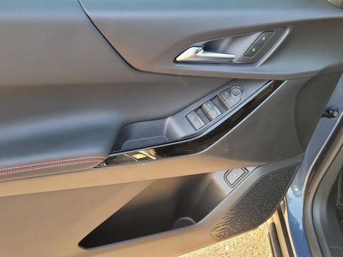 New 2027 Chevrolet Equinox RS FWD image 15