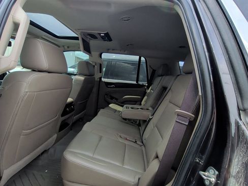 Used 2018 GMC Yukon SLT w/ Open Road Package RWD image 12