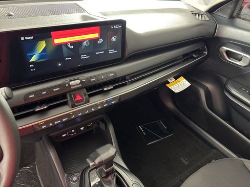 New 2026 Kia K4 FWD image 34