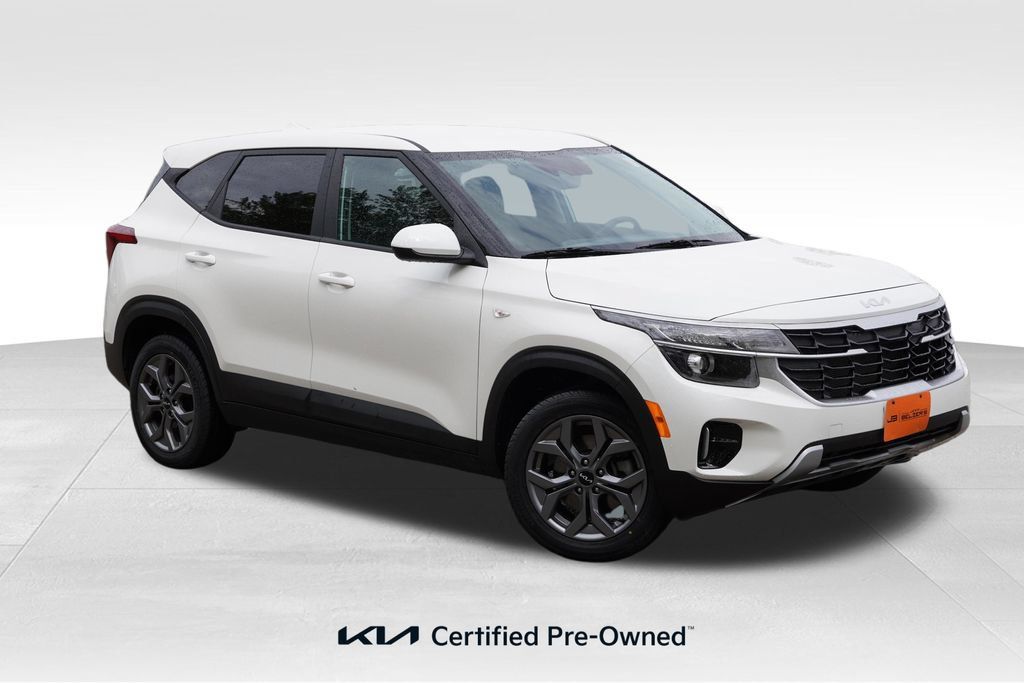 Certified 2024 Kia Seltos LX AWD/4WD image 1