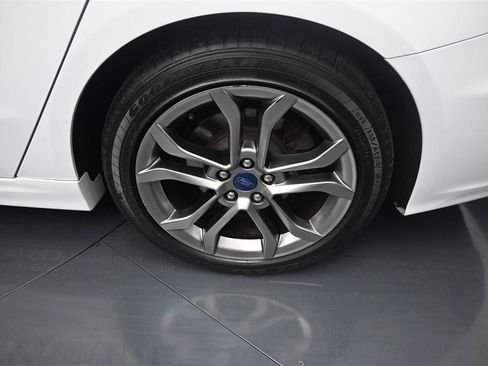 Used 2020 Ford Fusion SEL FWD image 17